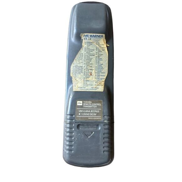 Toshiba VC-677 VCR Plus Remote Control Transmitter UM-4AAA 1.5V DC3V Grey - Picture 2 of 4